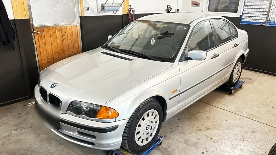 BMW 316I E46