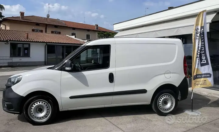 Fiat Doblò 2021 photo 2