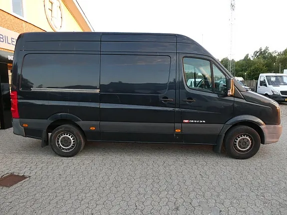 Volkswagen Crafter 2013 photo 2