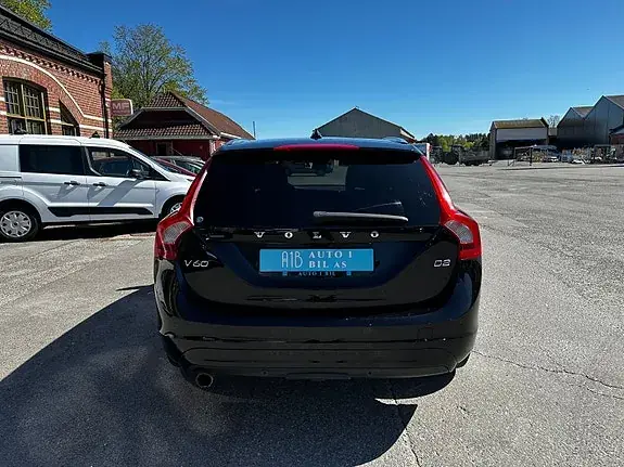 Volvo V60 2014 photo 4