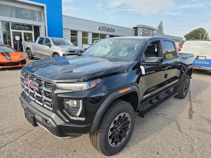 GMC Canyon 2026 photo 2