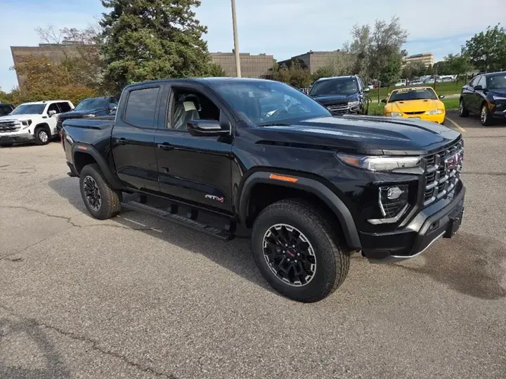 GMC Canyon 2026 photo 4