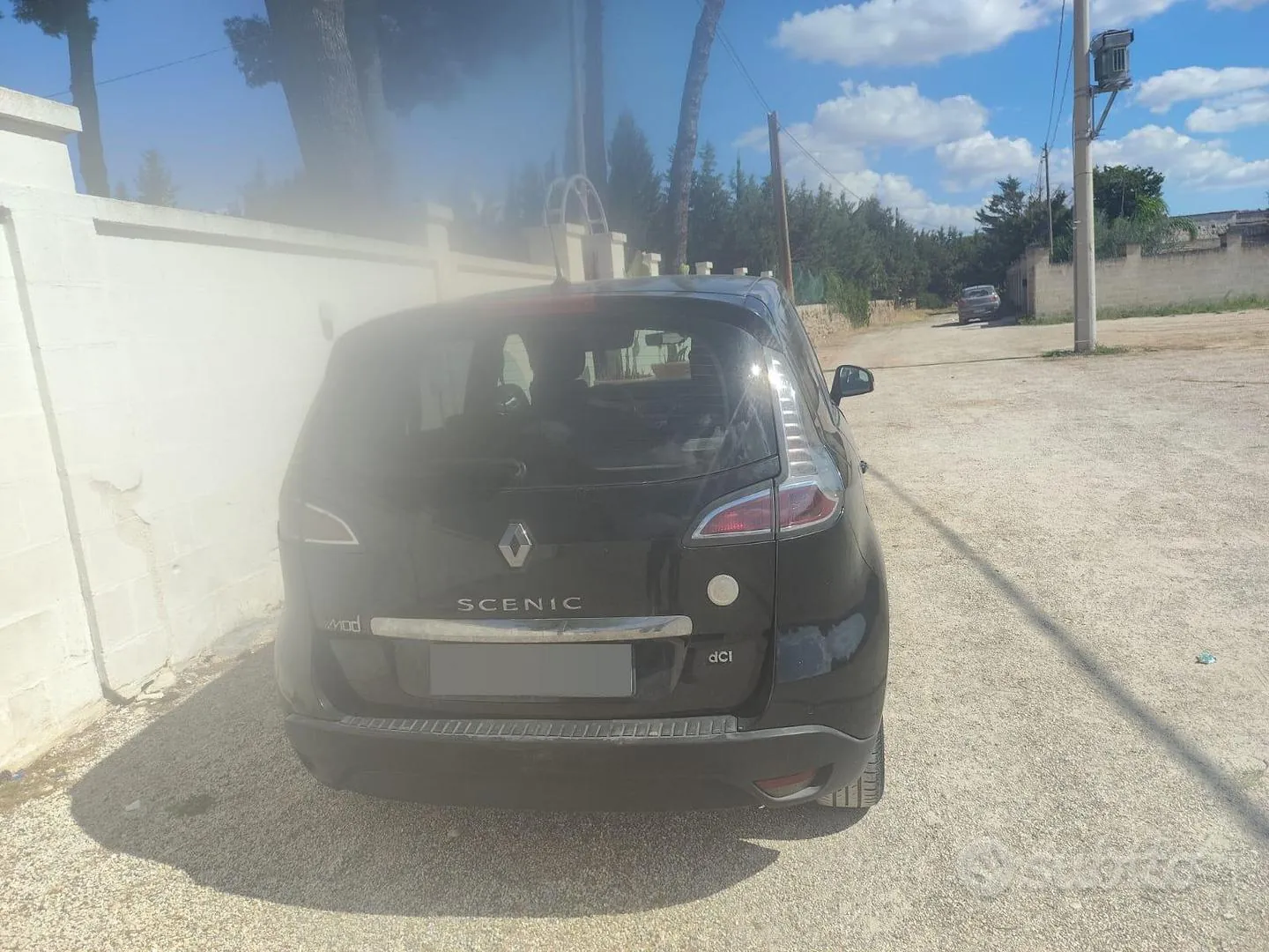 Renault Scenic 2012 photo 2