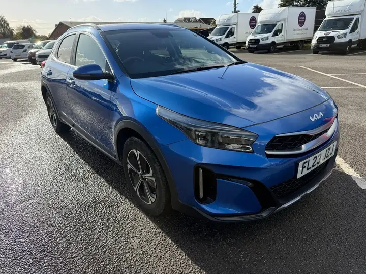 Kia Xceed 2023 photo 3