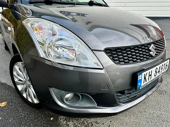 Suzuki Swift 2012 photo 4