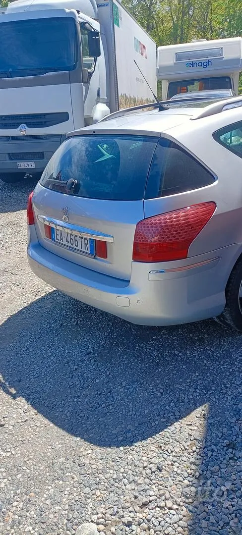 Peugeot 407 2010 photo 5