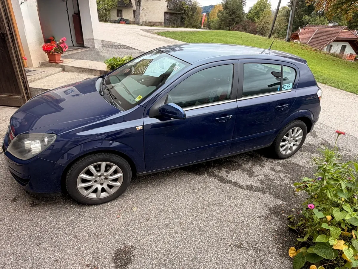 Opel Astra 2005 photo 3
