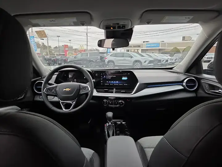Chevrolet Trax 2026 photo 3