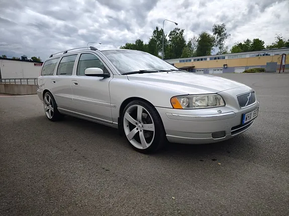 Volvo V70 2005 photo 2