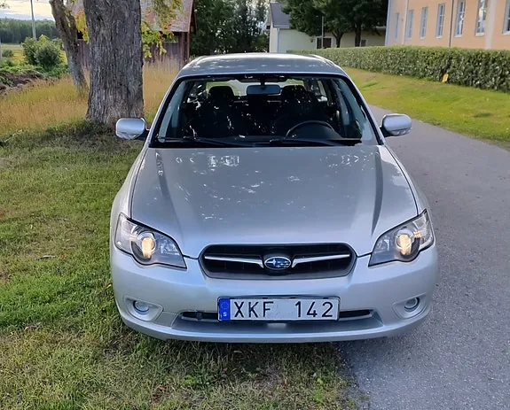 Subaru Legacy 2006 photo 3
