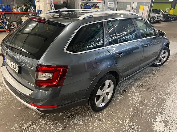 Skoda Octavia Scout 2018 photo 2