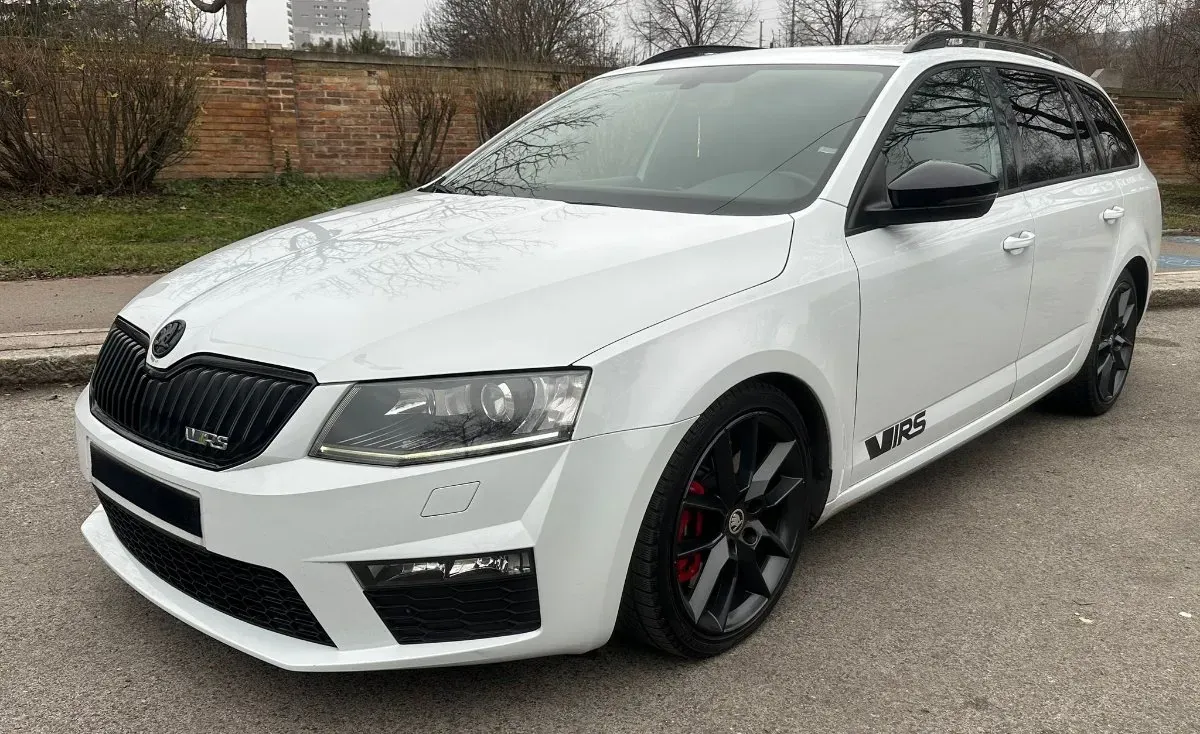 Skoda Octavia 2015 photo 2