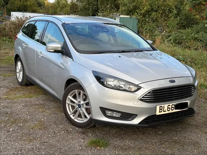 Ford Focus 2017 photo 2