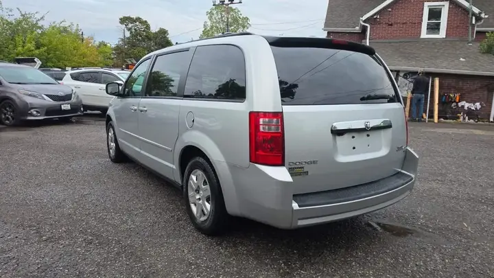 Dodge Grand Caravan 2009 photo 4