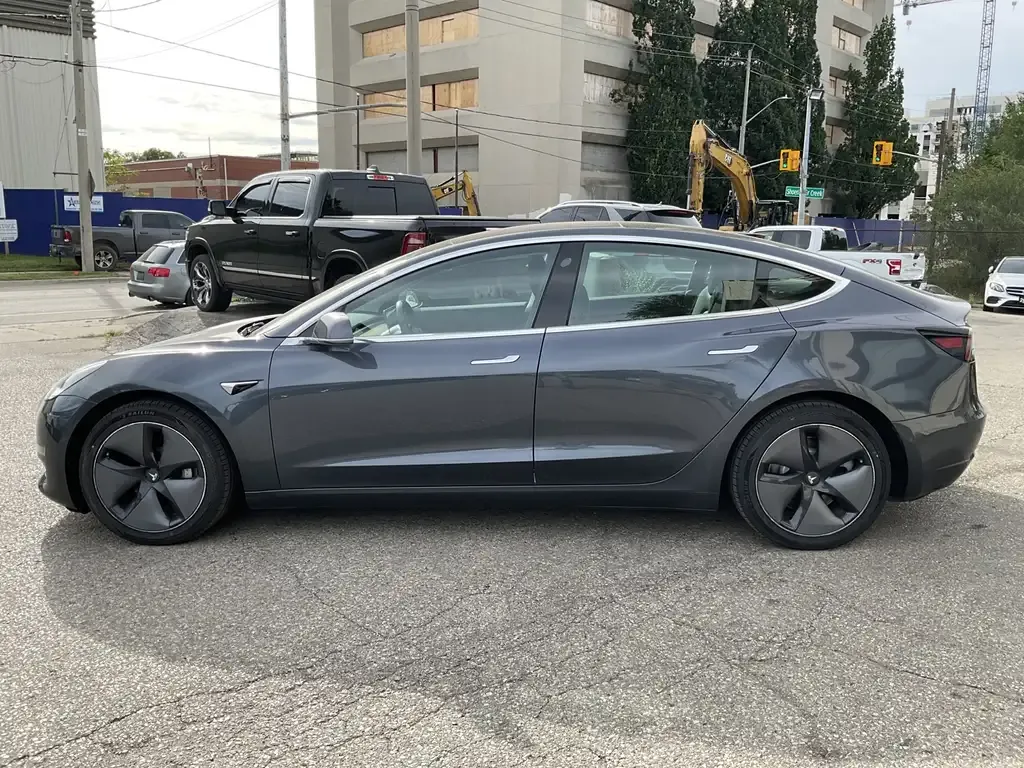 Tesla Model 3 2019 photo 4