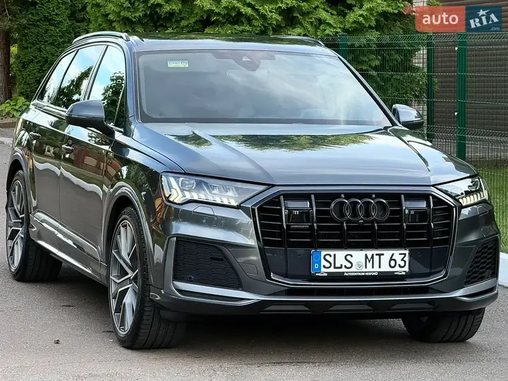 Audi Q7 2020 photo 2