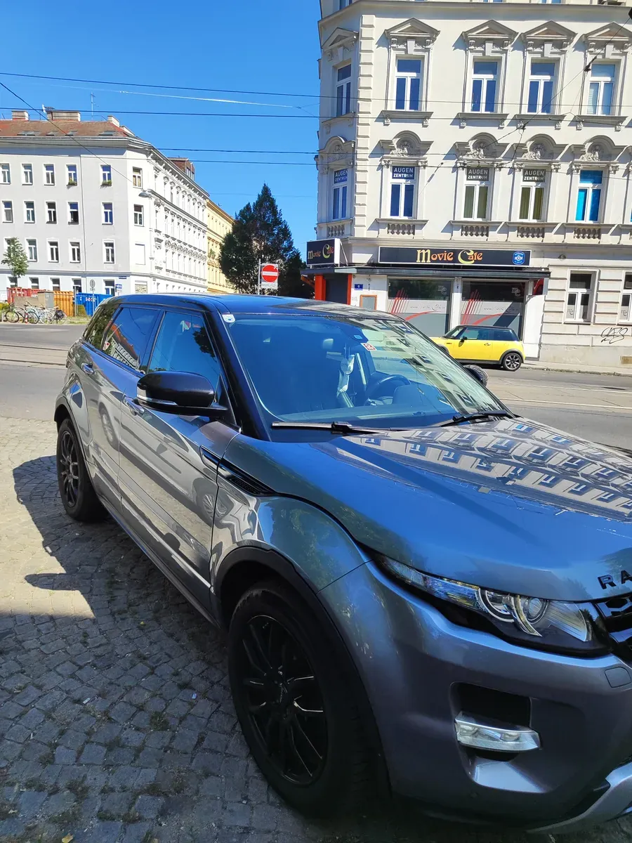 Land Rover Range Rover Evoque 2013 photo 2