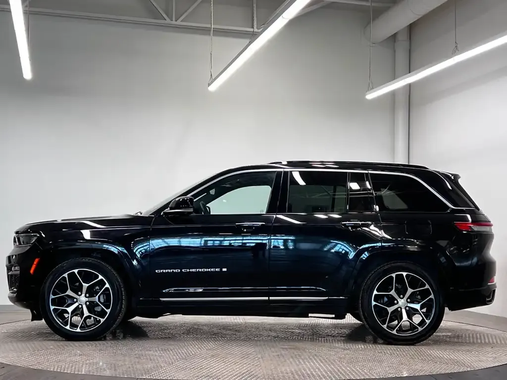 Jeep Grand Cherokee 2025 photo 2