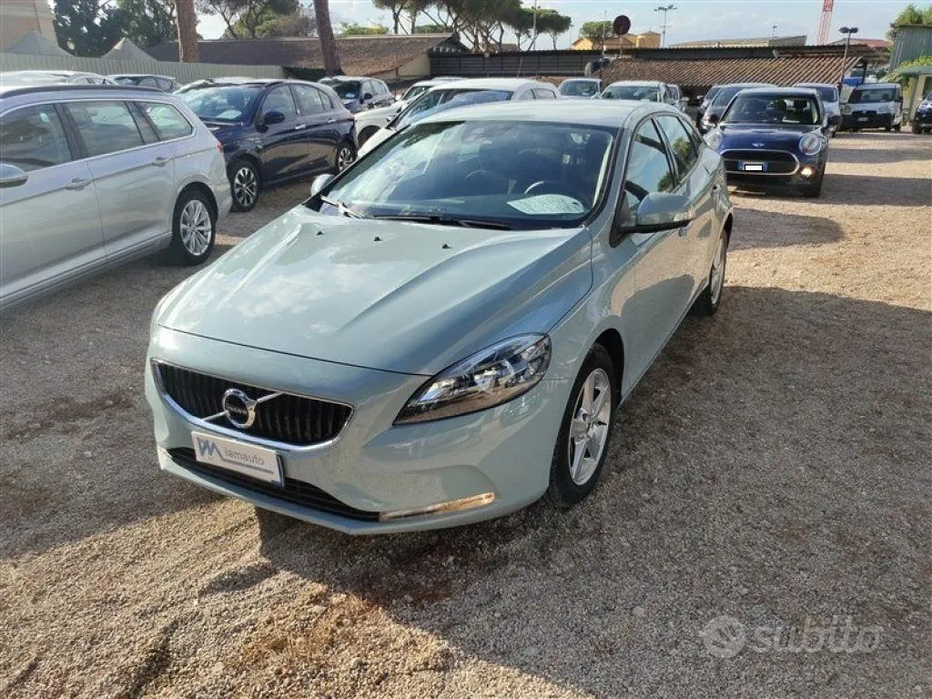 Volvo V40 2017 photo 2