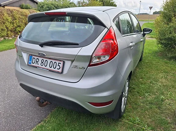 Ford Fiesta 2015 photo 3