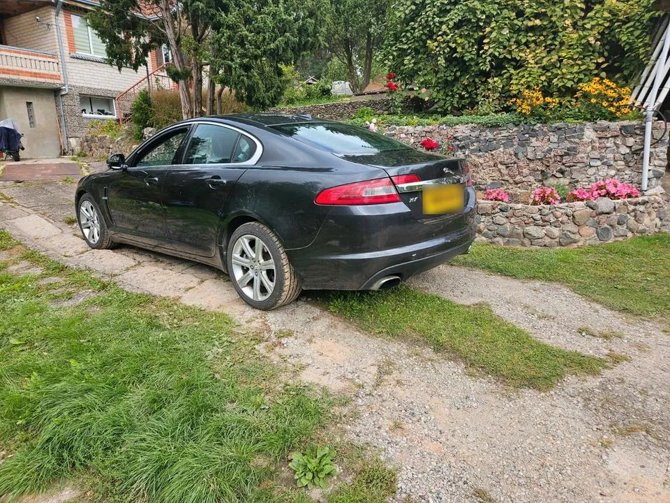 Jaguar Xf