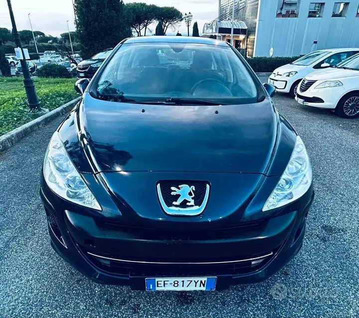 Peugeot 308 2011 photo 5