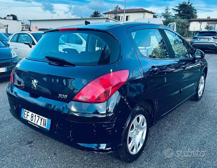 Peugeot 308 2011 photo 3