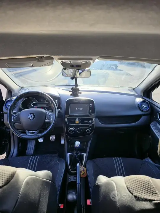 Renault Clio 2018 photo 3