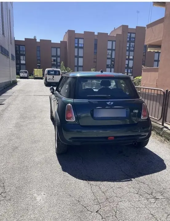 Mini One 2005 photo 2