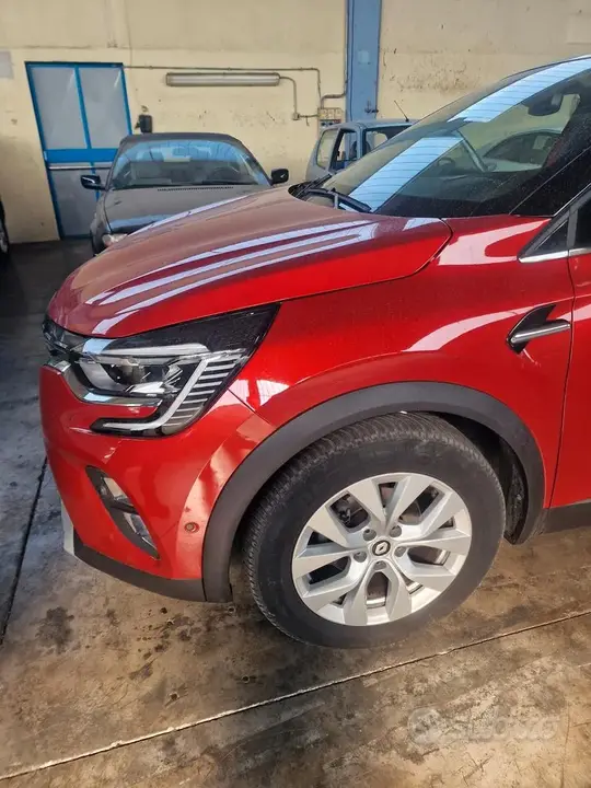 Renault Captur 2021 photo 2
