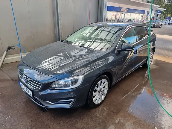 Volvo V60 2014 photo 5