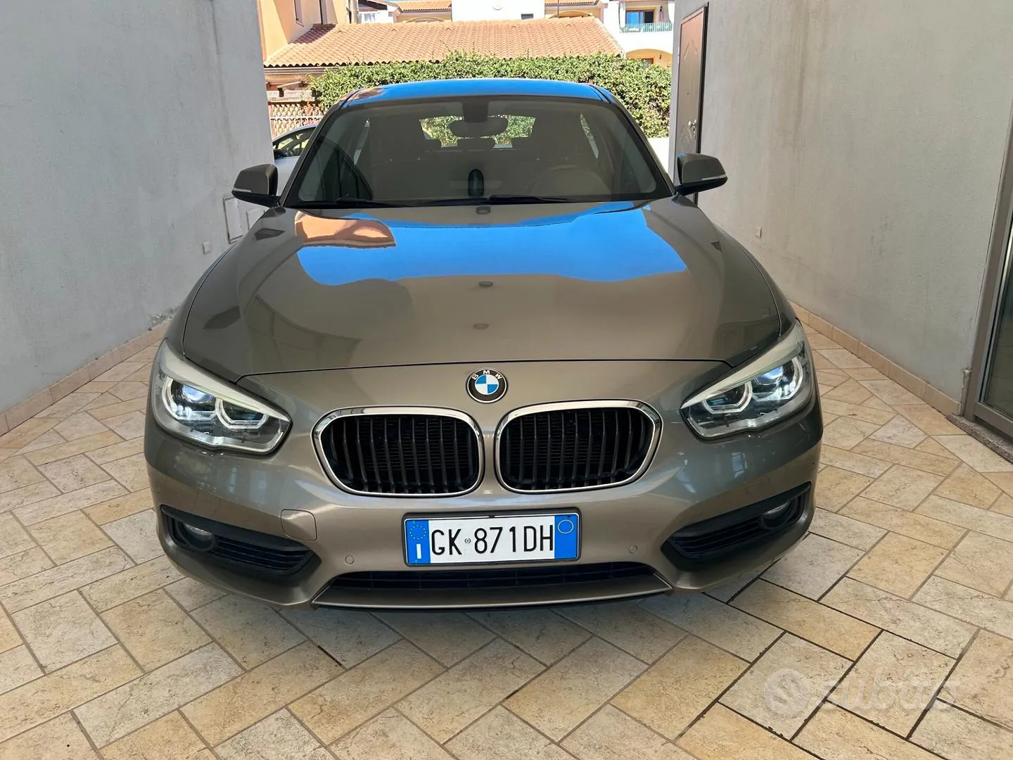 BMW 1 Series 2015 photo 2