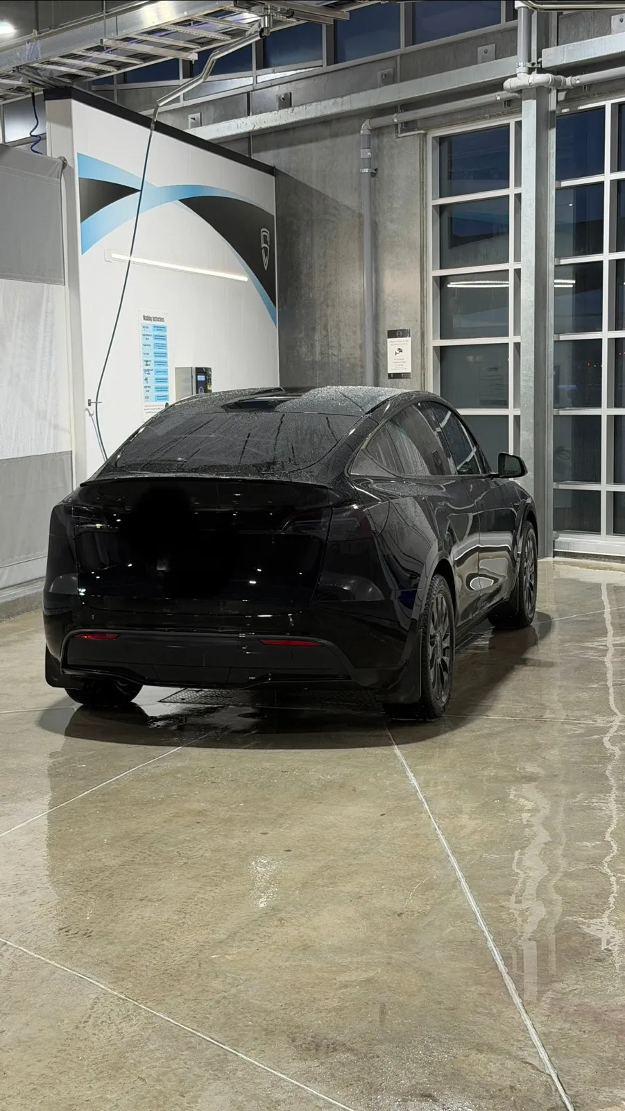 Tesla Model Y 2023 photo 5