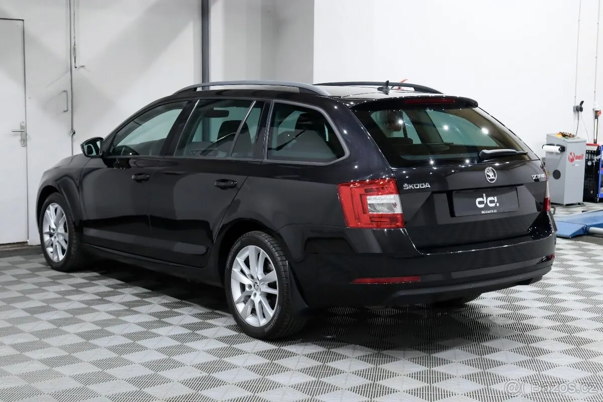 Skoda Octavia 2018 photo 5
