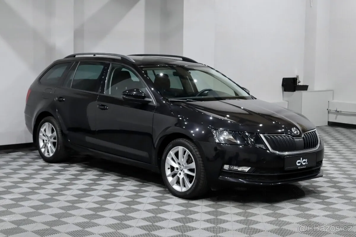 Skoda Octavia 2018 photo 2