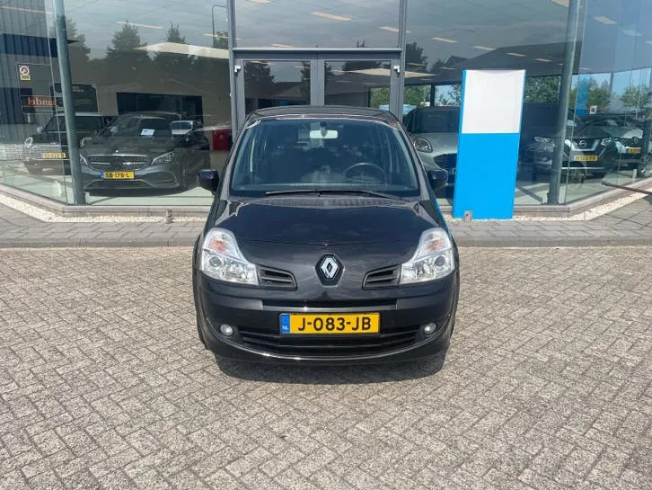 Renault Modus 2011 photo 3
