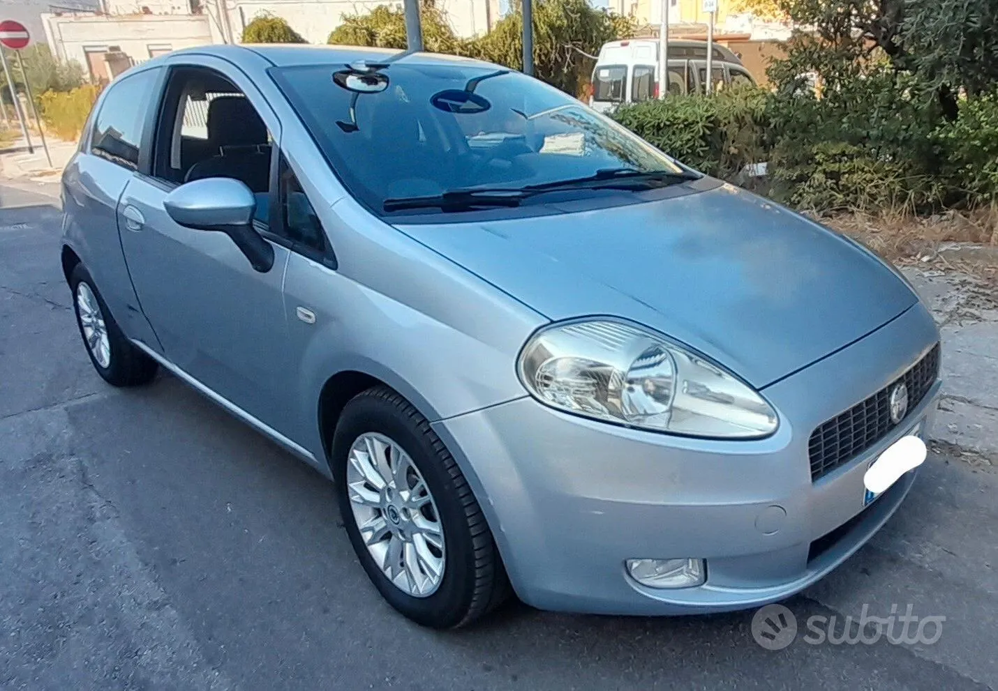 Fiat Grande Punto 2007 photo 2