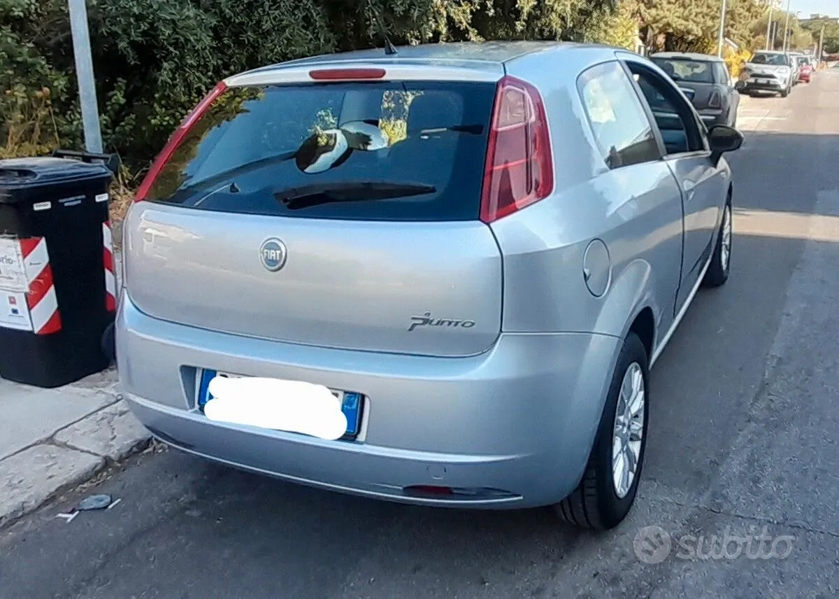 Fiat Grande Punto 2007 photo 4