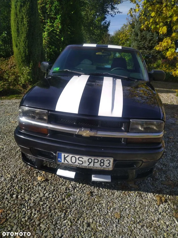 Chevrolet S-10 1999 photo 2