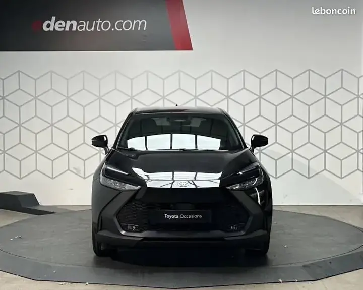 Toyota C-Hr 2025 photo 5