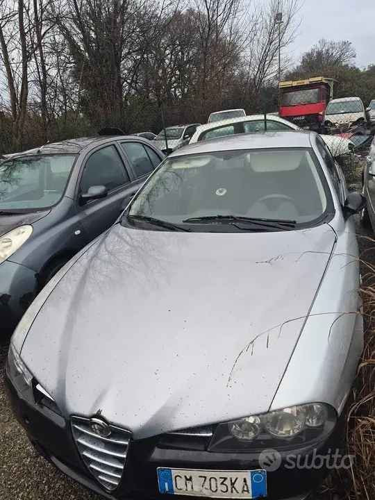 Alfa Romeo 156 2004 photo 2