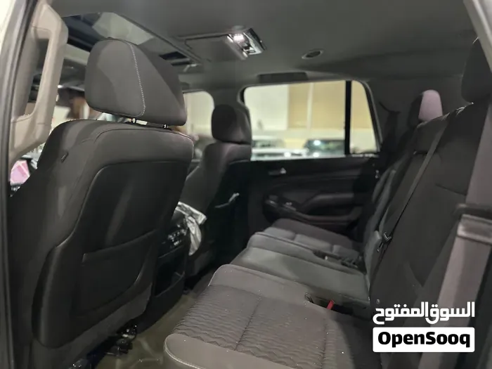Chevrolet Tahoe 2015 photo 2