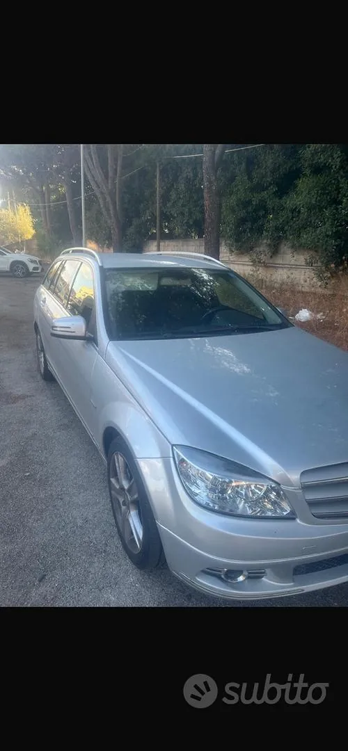 Mercedes-Benz C-Class 2008 photo 2