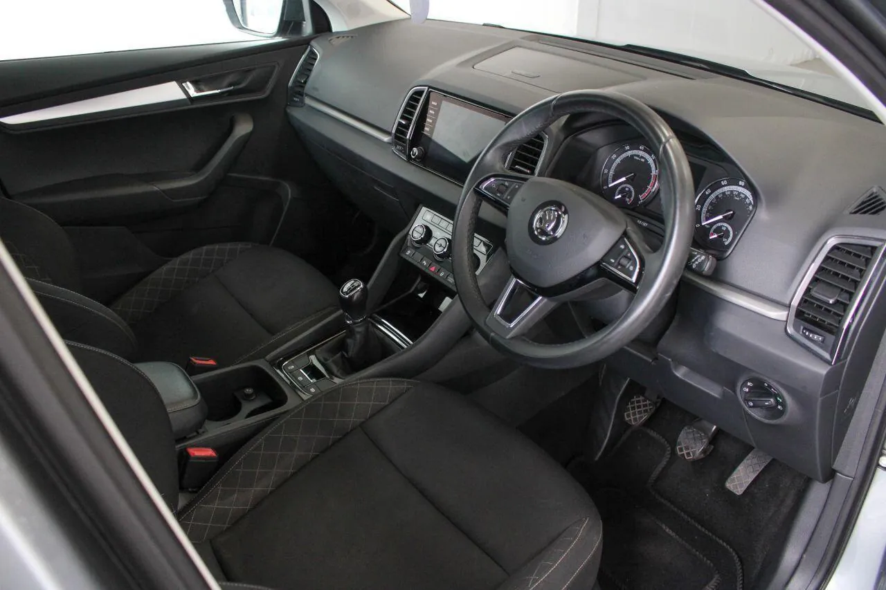 Skoda Karoq 2019 photo 3