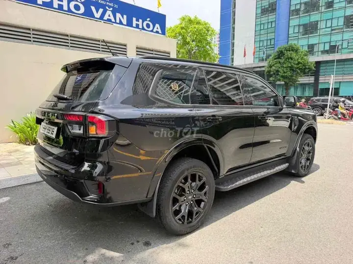 Ford Everest 2023 photo 4