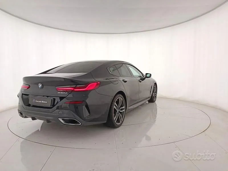 BMW 8 Series 2022 photo 4