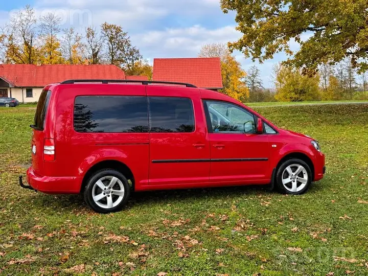Volkswagen Caddy Maxi 2011 photo 3