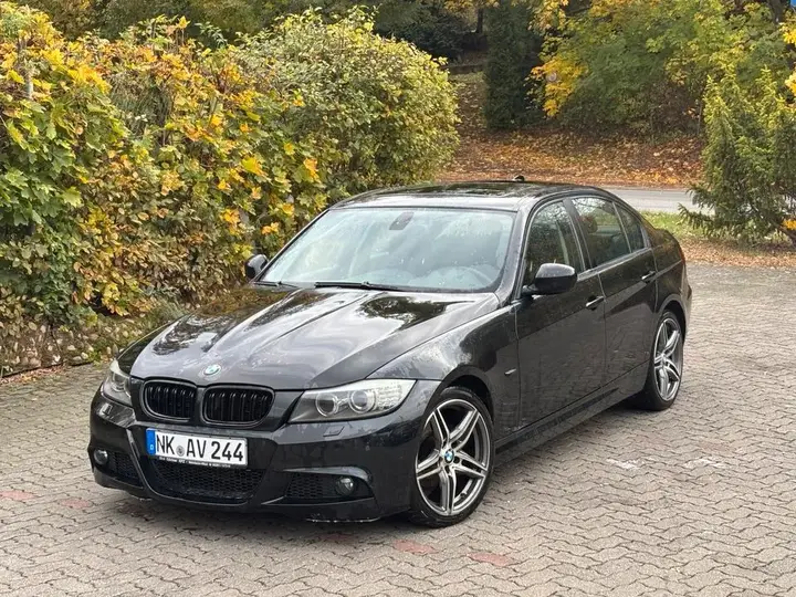 BMW 320I