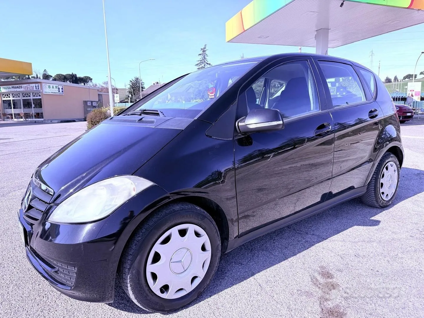 Mercedes-Benz A-Class 2010 photo 2