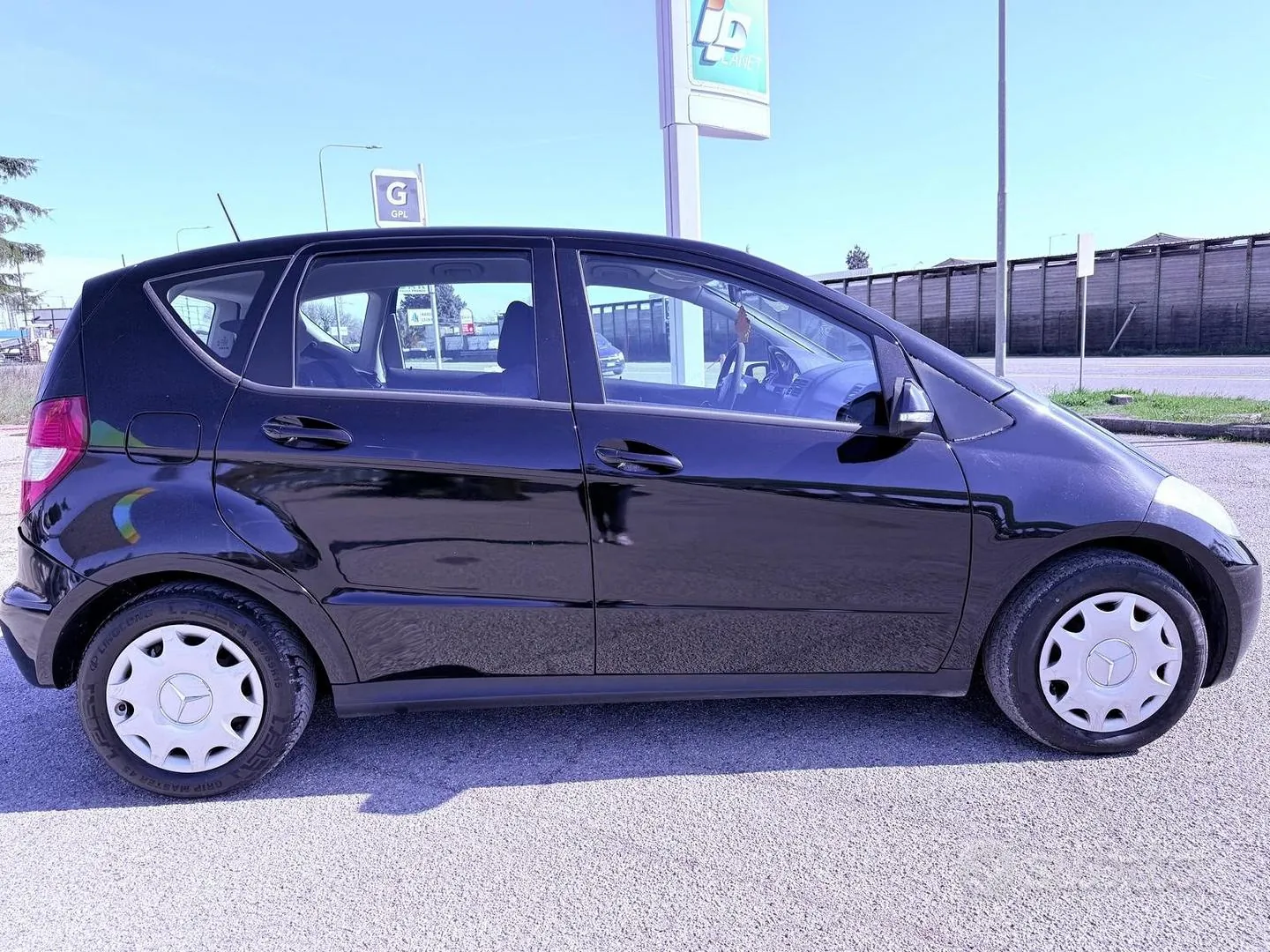 Mercedes-Benz A-Class 2010 photo 4